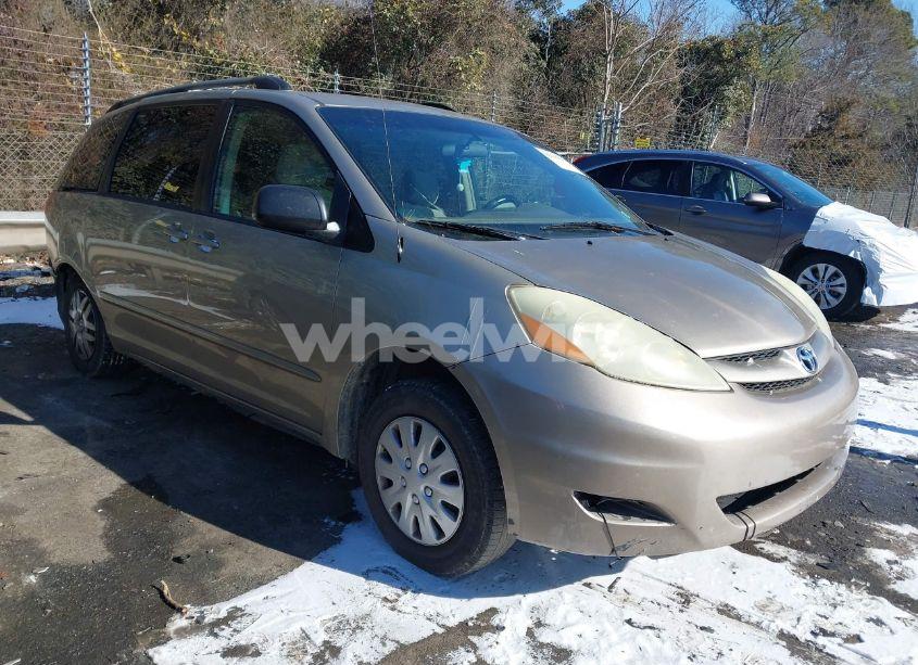 2006 Toyota Sienna LE (VIN 5TDZA23C86S521768) main photo