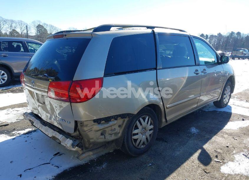 Photo 4 of 2006 Toyota Sienna LE (VIN 5TDZA23C86S521768)
