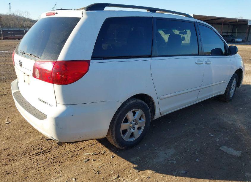 Photo 4 of 2006 Toyota Sienna LE (VIN 5TDZA23C86S574051)