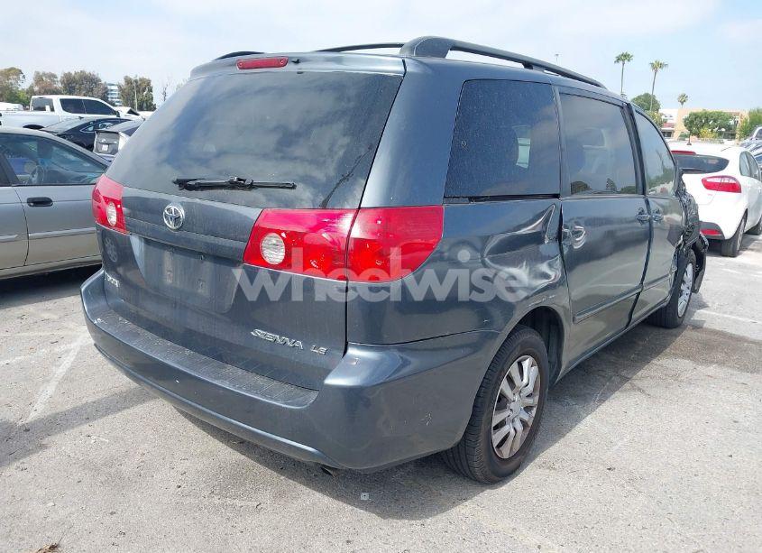 Photo 4 of 2006 Toyota Sienna LE (VIN 5TDZA23C86S580027)