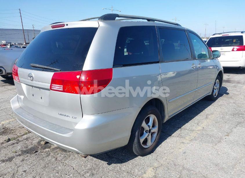 Photo 4 of 2004 Toyota Sienna LE (VIN 5TDZA23C94S037895)
