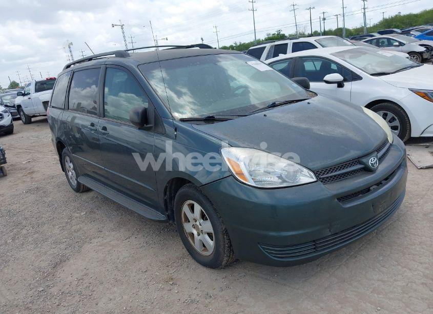 2004 Toyota Sienna LE (VIN 5TDZA23C94S044863) main photo