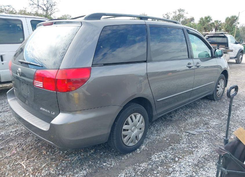 Photo 4 of 2004 Toyota Sienna LE (VIN 5TDZA23C94S085123)