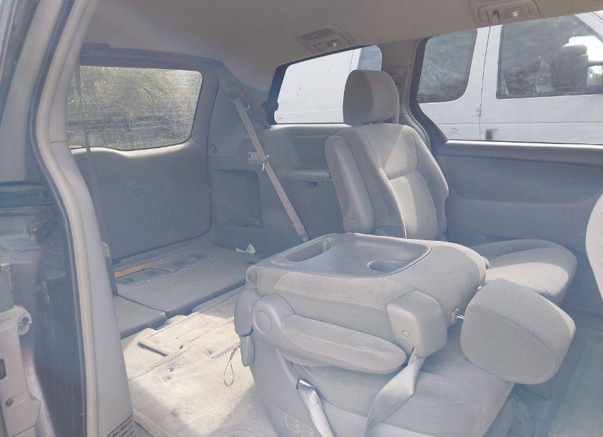 Photo 8 of 2004 Toyota Sienna LE (VIN 5TDZA23C94S085123)