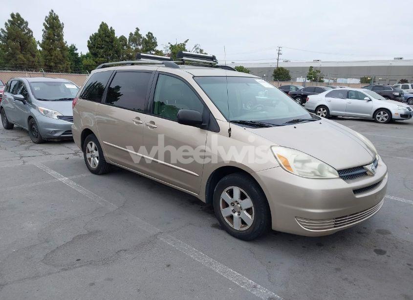 2004 Toyota Sienna LE (VIN 5TDZA23C94S170754) main photo