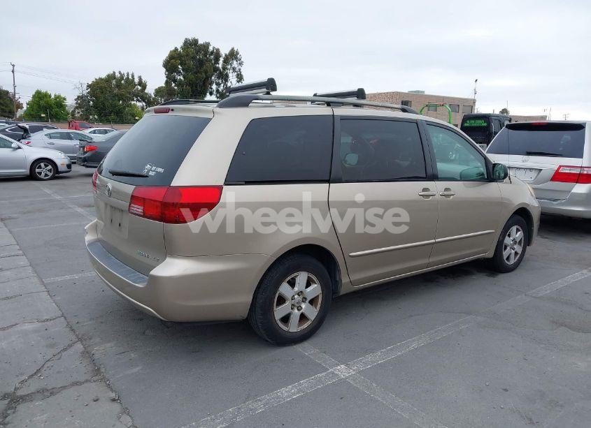 Photo 4 of 2004 Toyota Sienna LE (VIN 5TDZA23C94S170754)