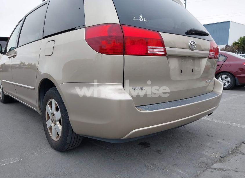 Photo 6 of 2004 Toyota Sienna LE (VIN 5TDZA23C94S170754)