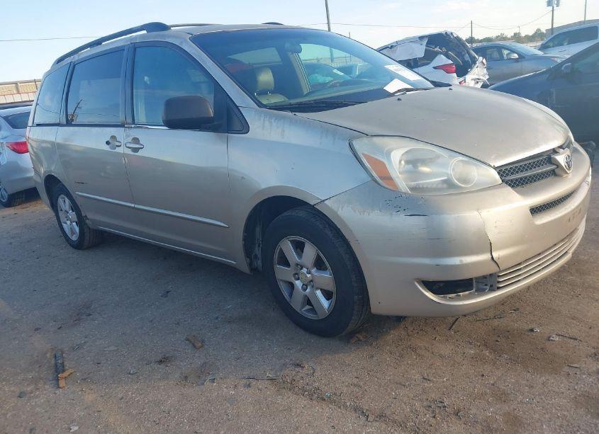 2004 Toyota Sienna LE (VIN 5TDZA23C94S187389) main photo