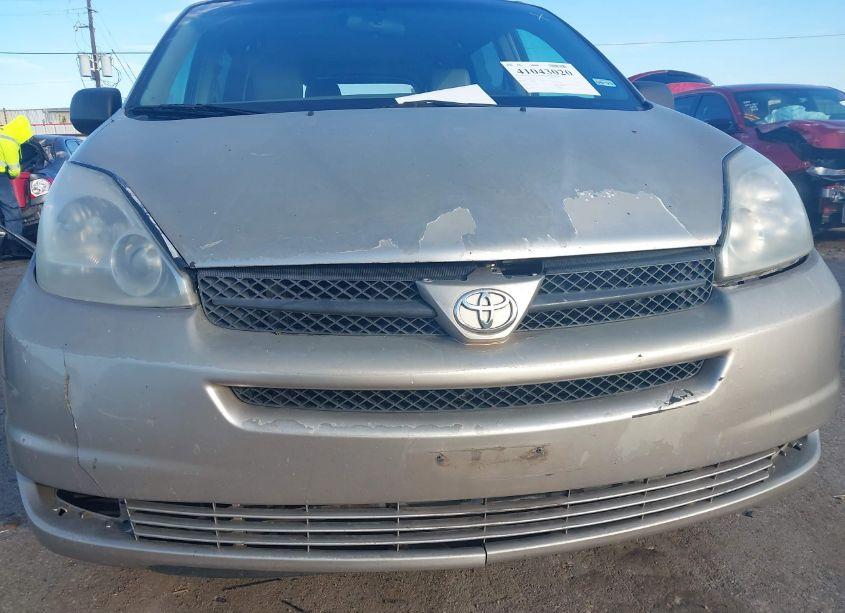 Photo 11 of 2004 Toyota Sienna LE (VIN 5TDZA23C94S187389)