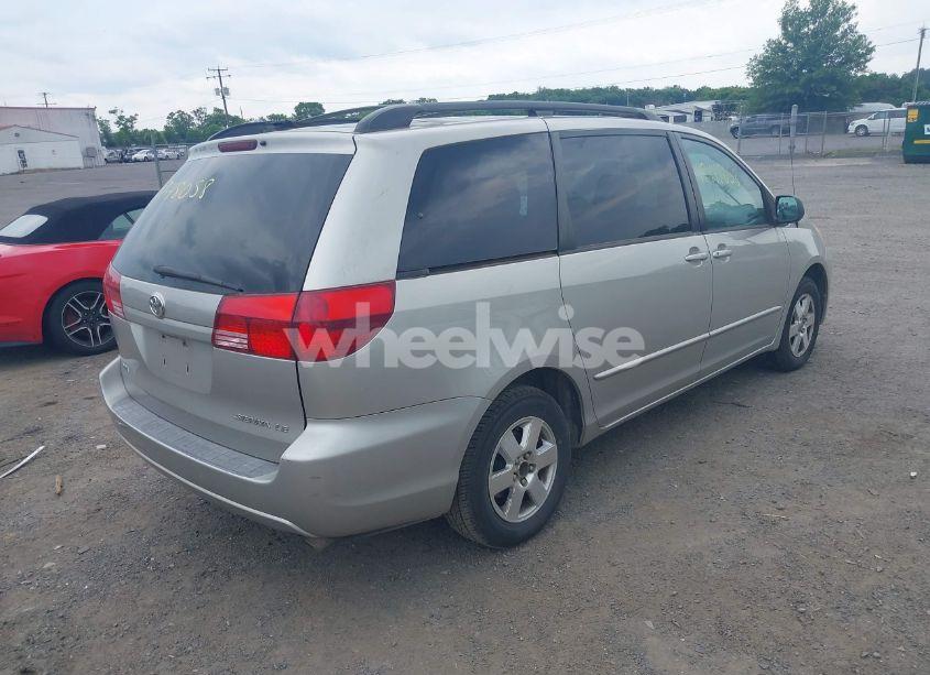 Photo 4 of 2005 Toyota Sienna LE (VIN 5TDZA23C95S238598)