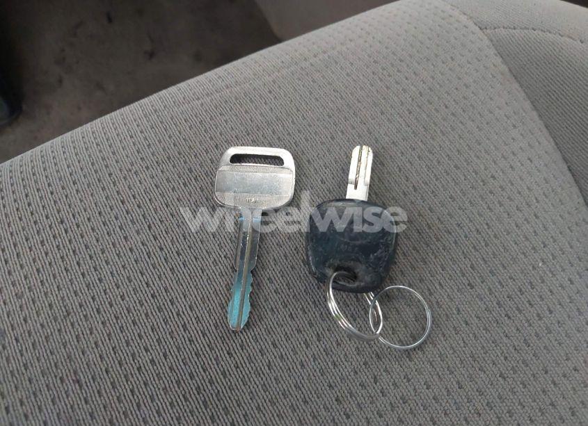 Photo 11 of 2005 Toyota Sienna LE (VIN 5TDZA23C95S239816)