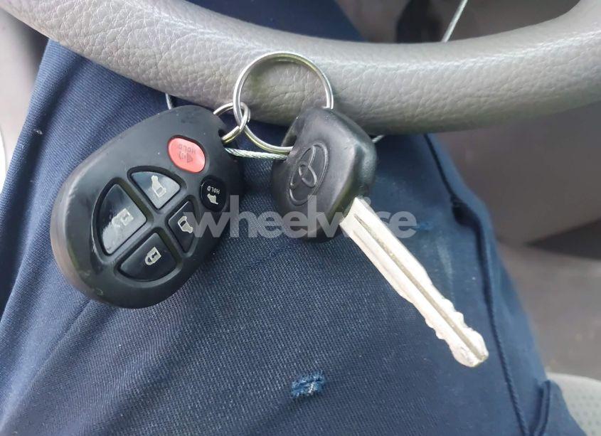 Photo 11 of 2005 Toyota Sienna LE (VIN 5TDZA23C95S246054)