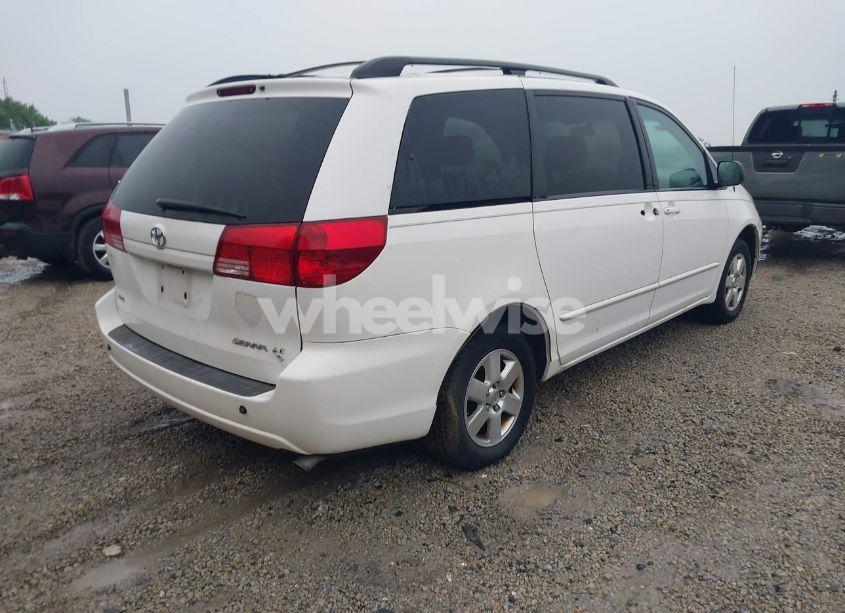 Photo 4 of 2005 Toyota Sienna LE (VIN 5TDZA23C95S246054)