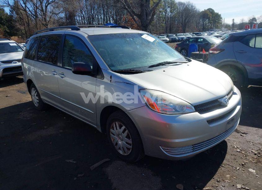 2005 Toyota Sienna LE (VIN 5TDZA23C95S323540) main photo