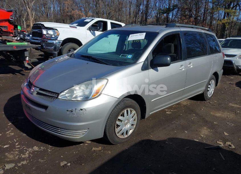 Photo 2 of 2005 Toyota Sienna LE (VIN 5TDZA23C95S323540)