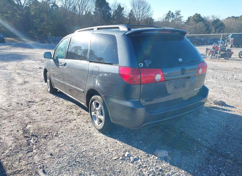 Photo 3 of 2006 Toyota Sienna LE (VIN 5TDZA23C96S401414)