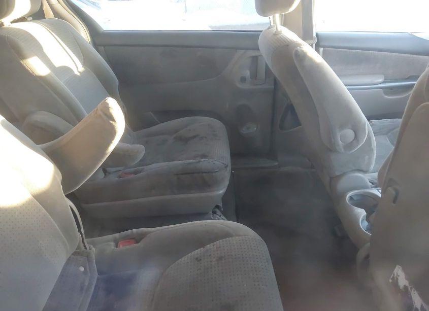 Photo 8 of 2006 Toyota Sienna LE (VIN 5TDZA23C96S404829)