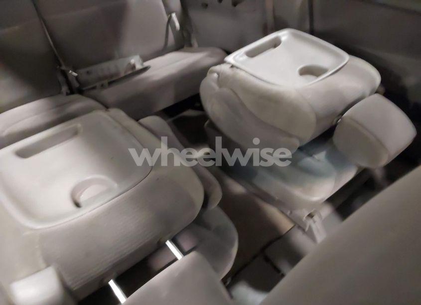 Photo 8 of 2006 Toyota Sienna LE (VIN 5TDZA23C96S440567)