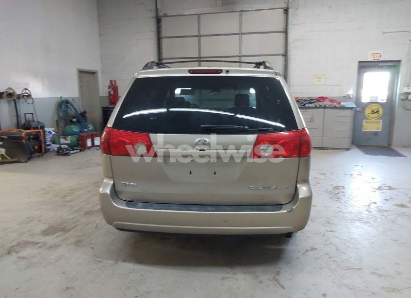 Photo 16 of 2006 Toyota Sienna LE (VIN 5TDZA23C96S446093)