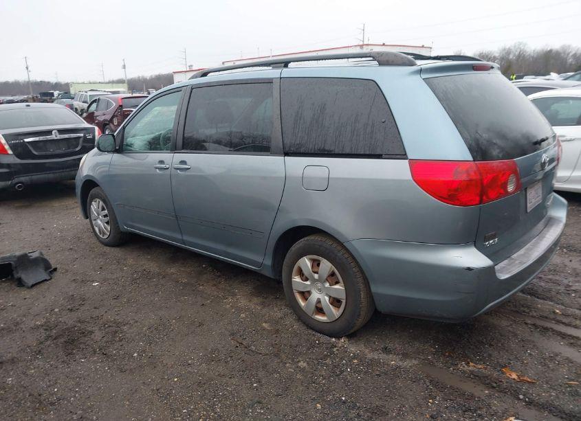 Photo 3 of 2006 Toyota Sienna LE (VIN 5TDZA23C96S489445)