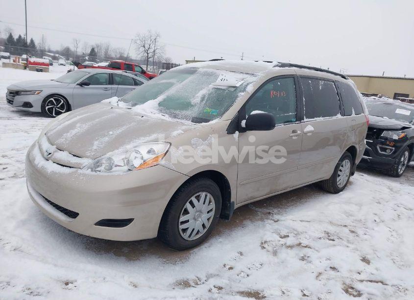 Photo 2 of 2006 Toyota Sienna LE (VIN 5TDZA23C96S504347)