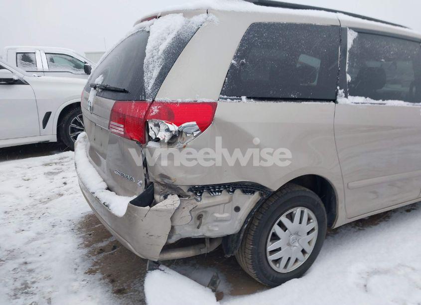 Photo 6 of 2006 Toyota Sienna LE (VIN 5TDZA23C96S504347)