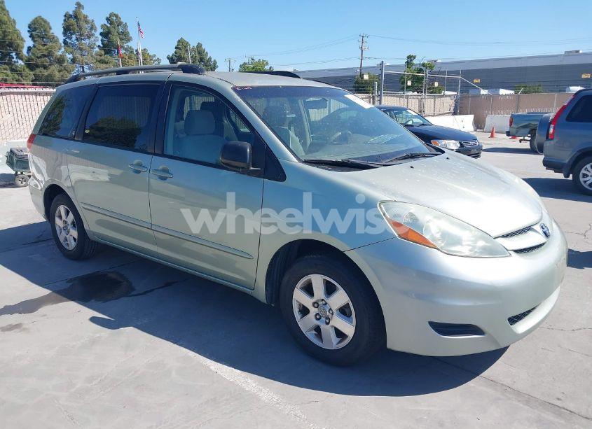 2006 Toyota Sienna LE (VIN 5TDZA23C96S504493) main photo