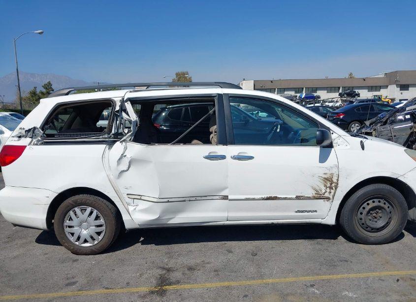 Photo 13 of 2006 Toyota Sienna LE (VIN 5TDZA23C96S547778)