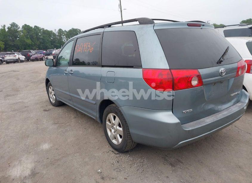 Photo 3 of 2006 Toyota Sienna LE (VIN 5TDZA23C96S561390)