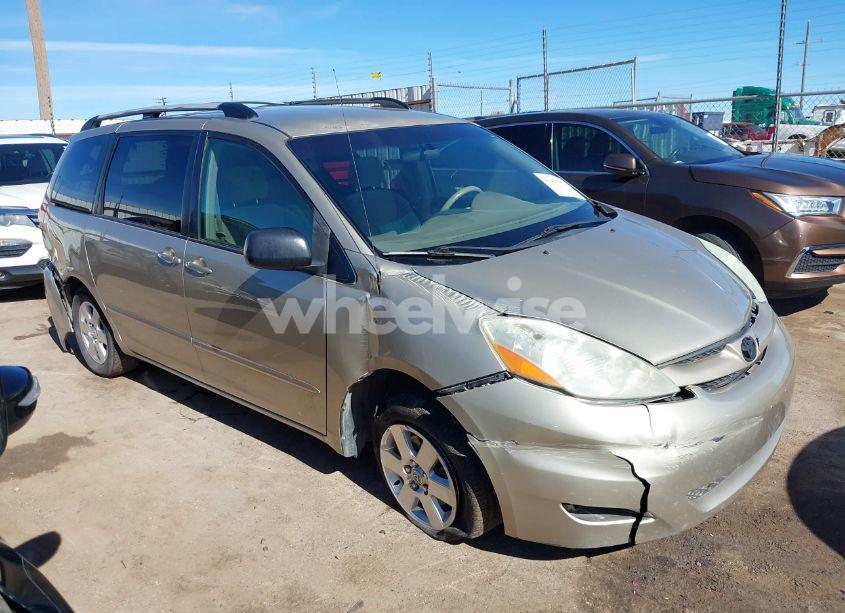 2006 Toyota Sienna LE (VIN 5TDZA23C96S561955) main photo