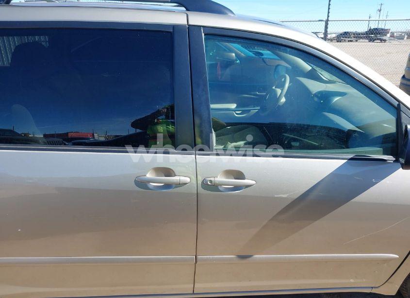 Photo 13 of 2006 Toyota Sienna LE (VIN 5TDZA23C96S561955)