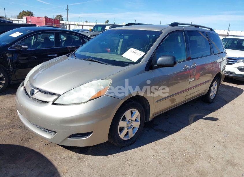 Photo 2 of 2006 Toyota Sienna LE (VIN 5TDZA23C96S561955)