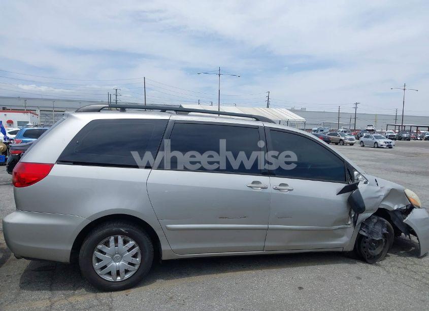 Photo 14 of 2006 Toyota Sienna CE (VIN 5TDZA23C96S571501)