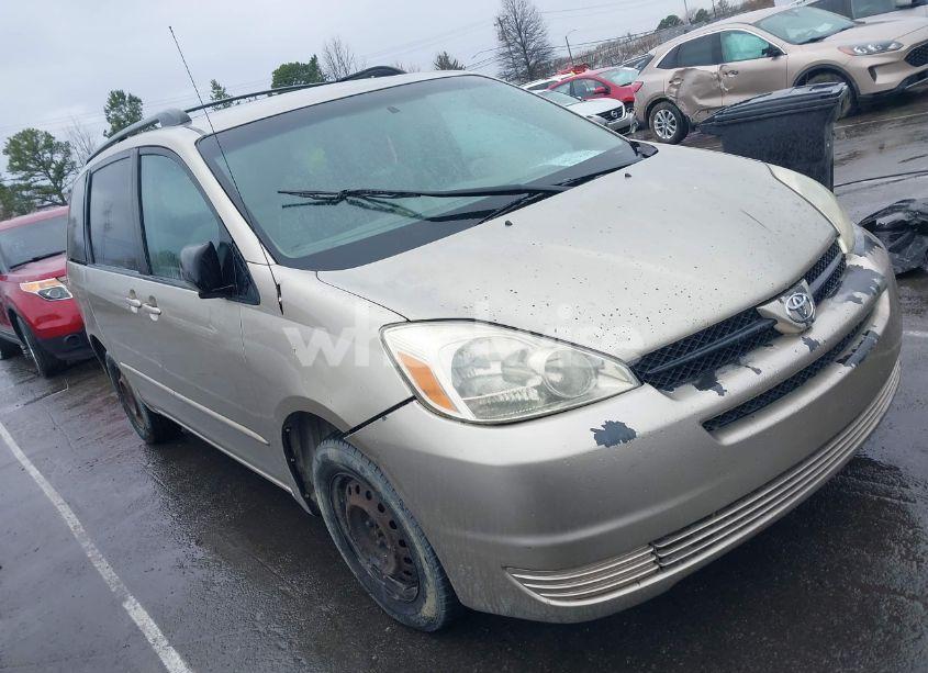 2004 Toyota Sienna LE (VIN 5TDZA23CX4S059212) main photo