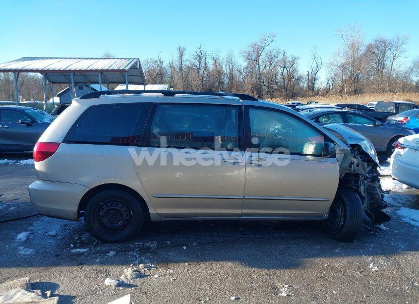 Photo 14 of 2004 Toyota Sienna CE (VIN 5TDZA23CX4S190351)