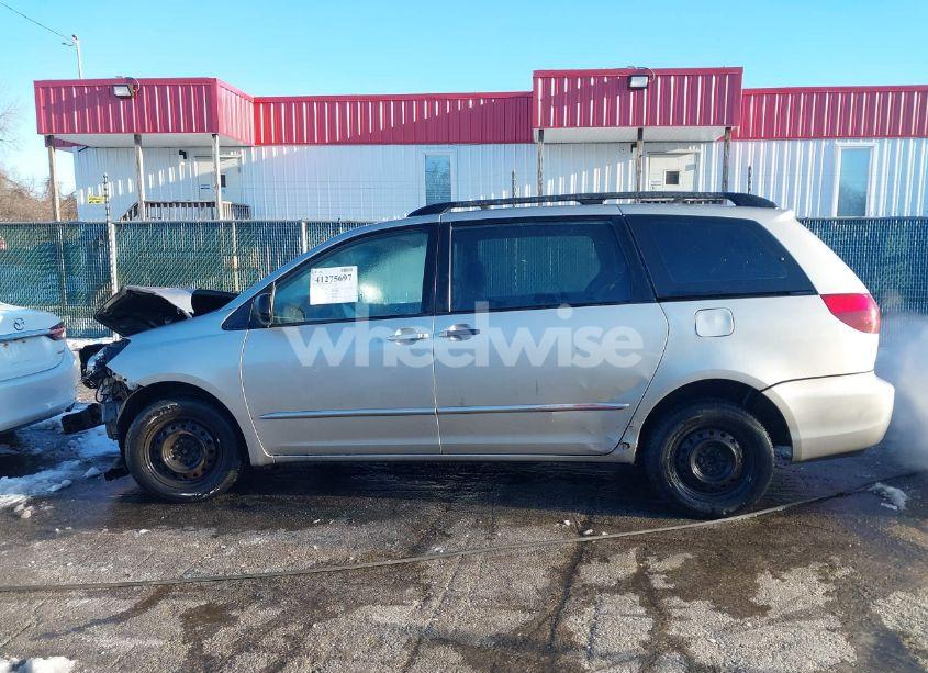 Photo 15 of 2004 Toyota Sienna CE (VIN 5TDZA23CX4S190351)