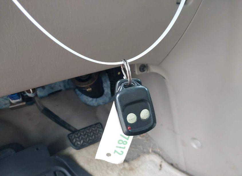 Photo 11 of 2004 Toyota Sienna CE (VIN 5TDZA23CX4S205804)