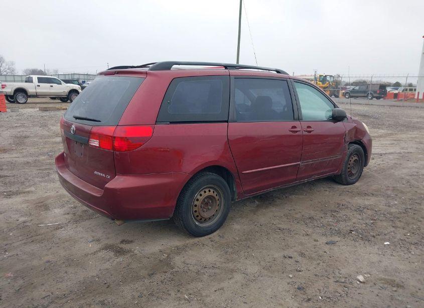 Photo 4 of 2004 Toyota Sienna CE (VIN 5TDZA23CX4S205804)