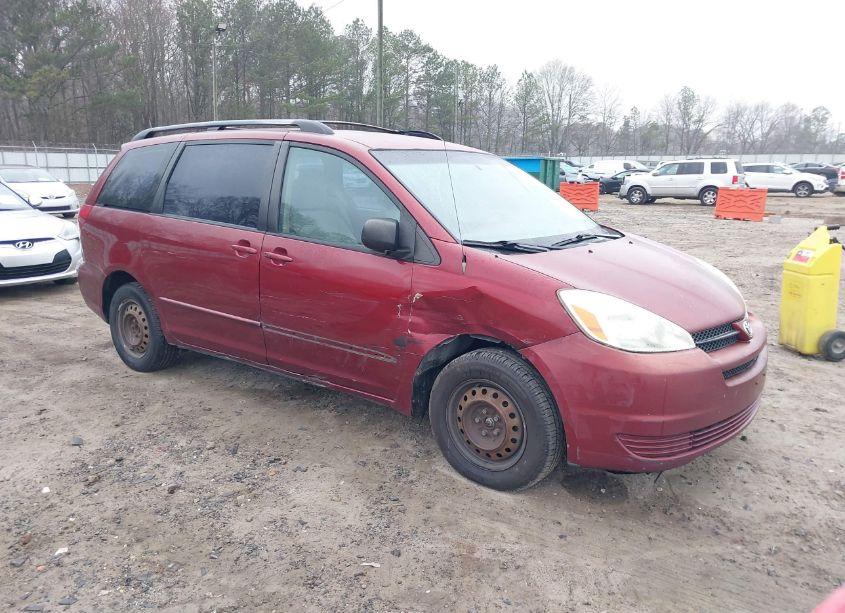 Photo 6 of 2004 Toyota Sienna CE (VIN 5TDZA23CX4S205804)