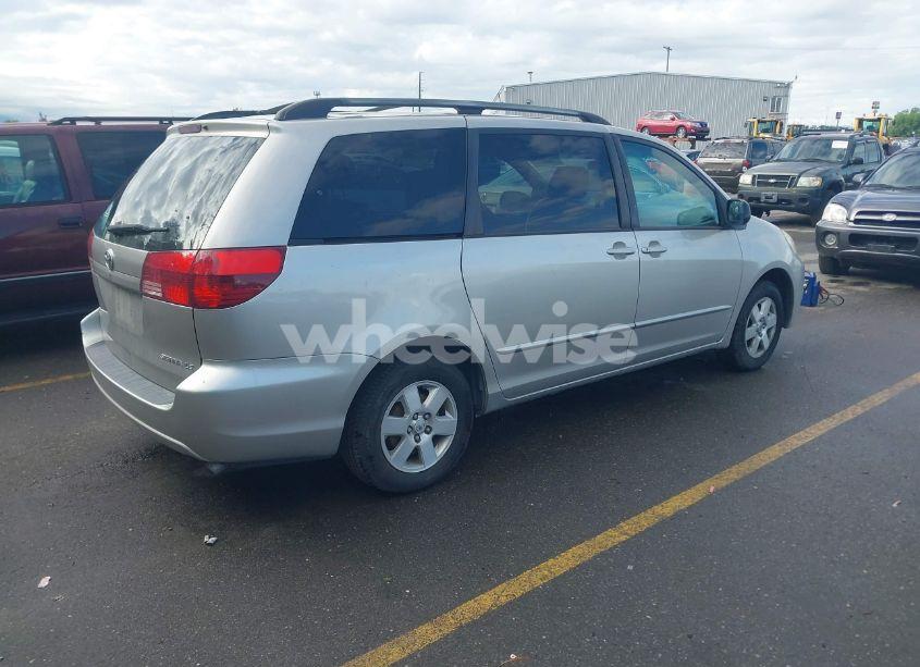 Photo 4 of 2004 Toyota Sienna LE (VIN 5TDZA23CX4S209903)