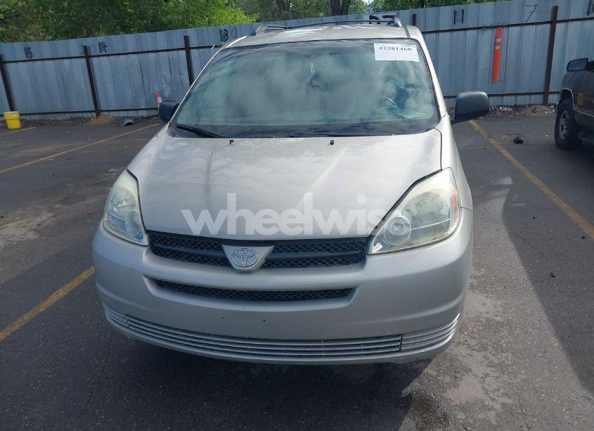 Photo 6 of 2004 Toyota Sienna LE (VIN 5TDZA23CX4S209903)