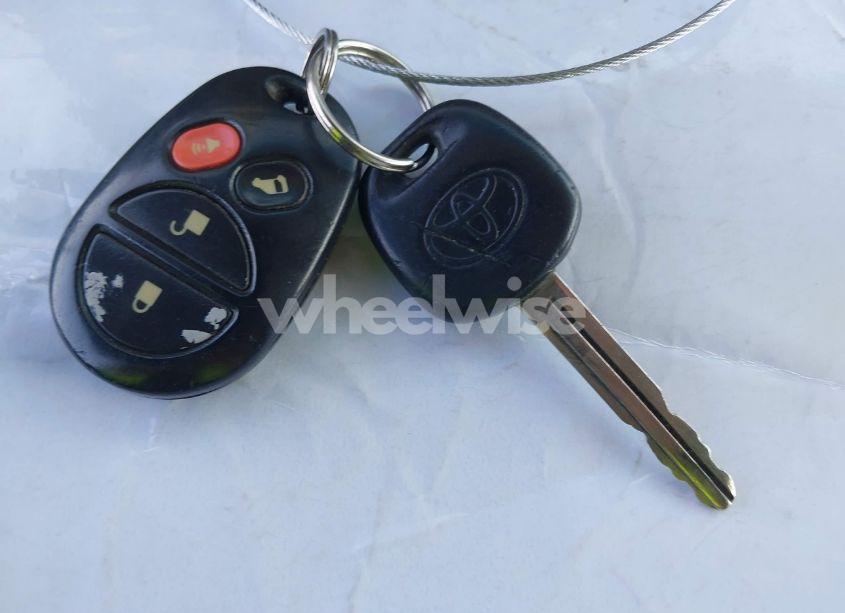 Photo 11 of 2004 Toyota Sienna LE (VIN 5TDZA23CX4S210033)