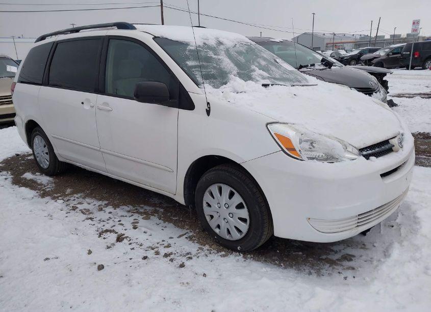 2005 Toyota Sienna CE (VIN 5TDZA23CX5S269729) main photo