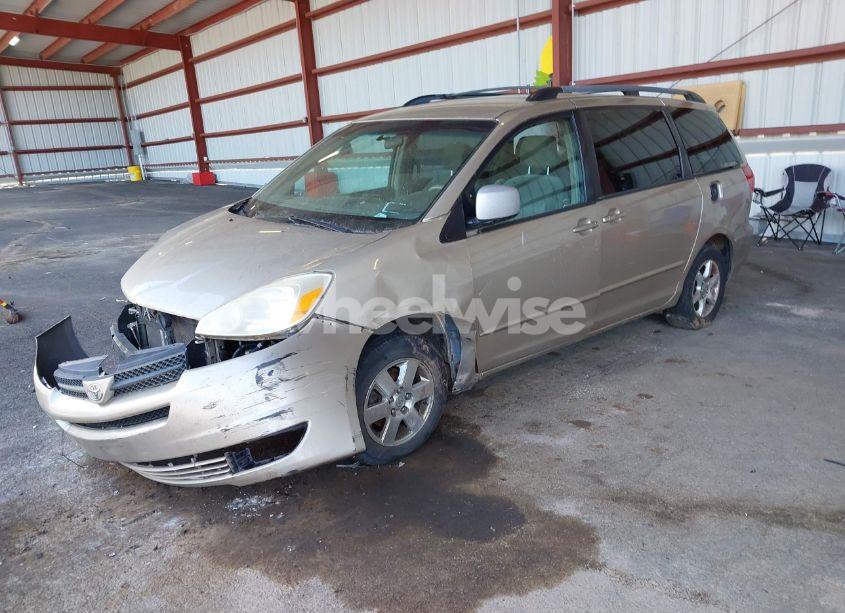 Photo 2 of 2005 Toyota Sienna LE (VIN 5TDZA23CX5S333011)