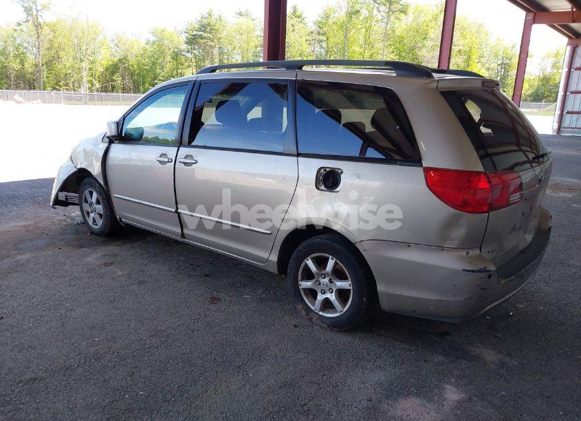 Photo 3 of 2005 Toyota Sienna LE (VIN 5TDZA23CX5S333011)