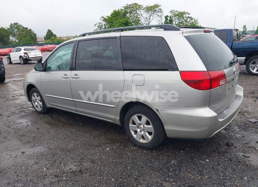 Photo 3 of 2005 Toyota Sienna LE (VIN 5TDZA23CX5S333767)