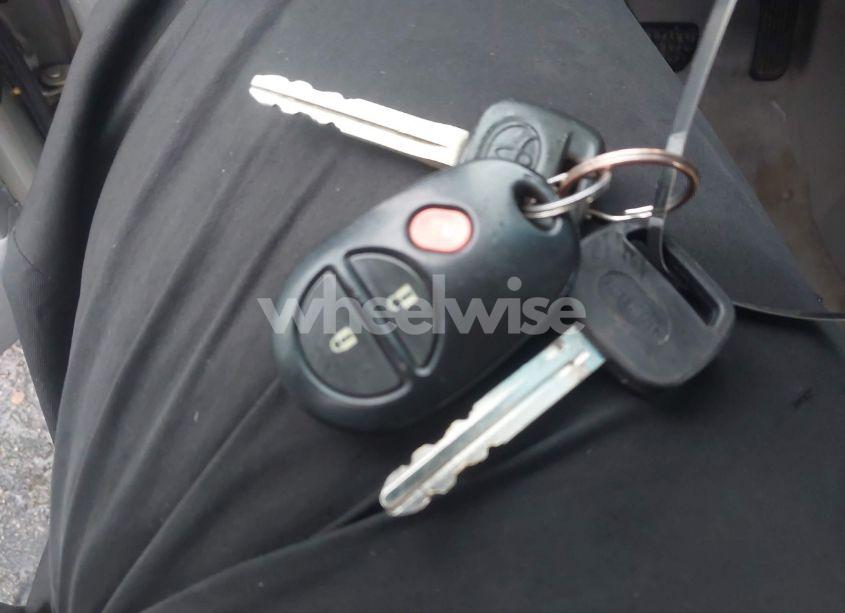 Photo 11 of 2005 Toyota Sienna CE (VIN 5TDZA23CX5S353324)