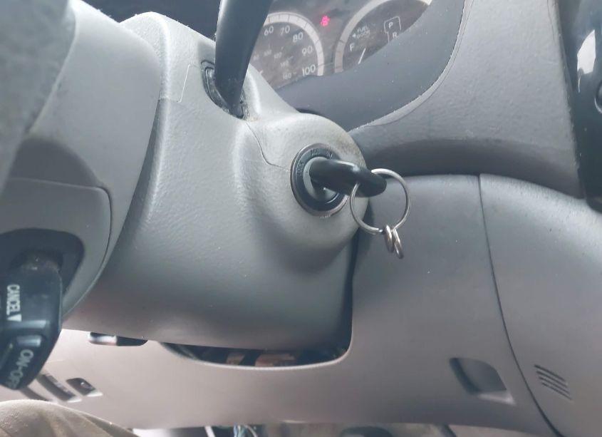 Photo 11 of 2005 Toyota Sienna LE (VIN 5TDZA23CX5S373461)