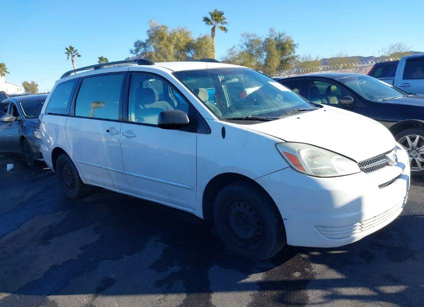 Photo 12 of 2005 Toyota Sienna CE (VIN 5TDZA23CX5S376165)