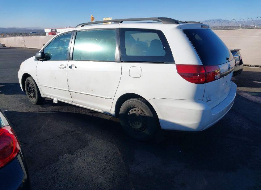 Photo 3 of 2005 Toyota Sienna CE (VIN 5TDZA23CX5S376165)